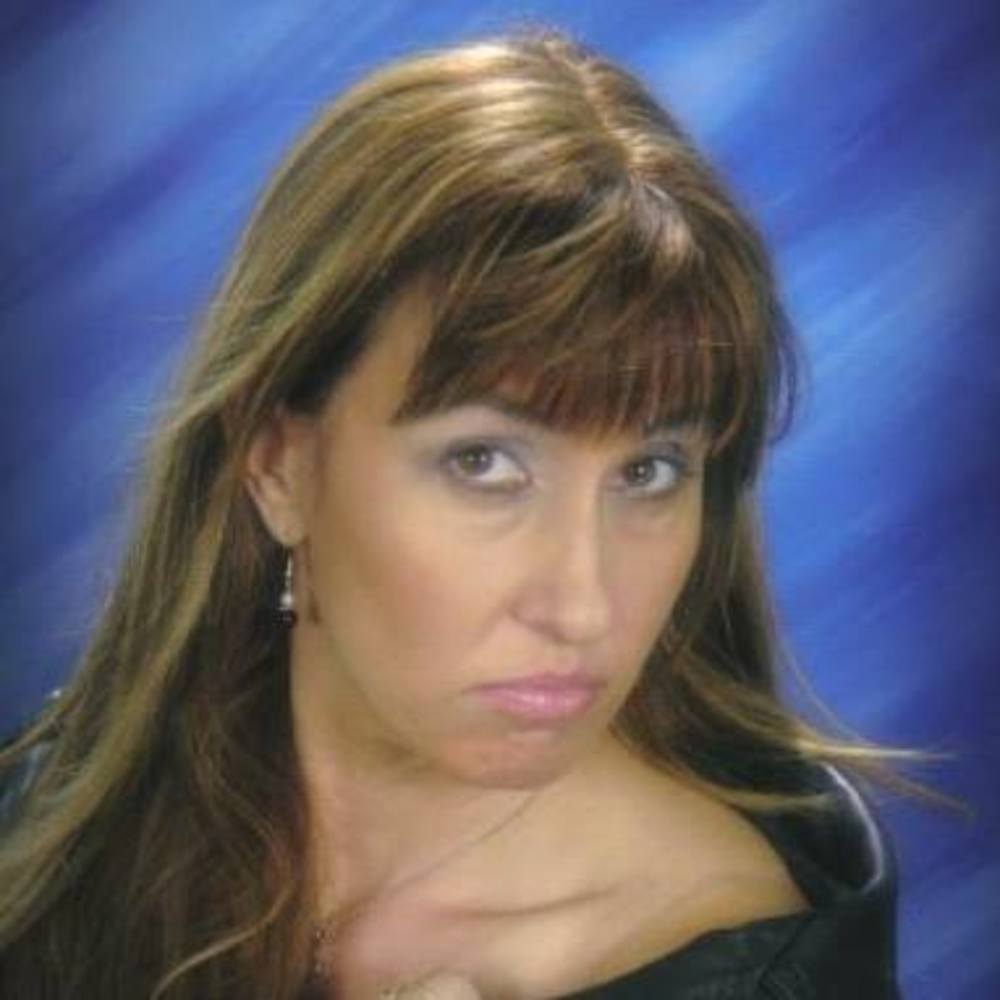Meet your Posher, Caroline